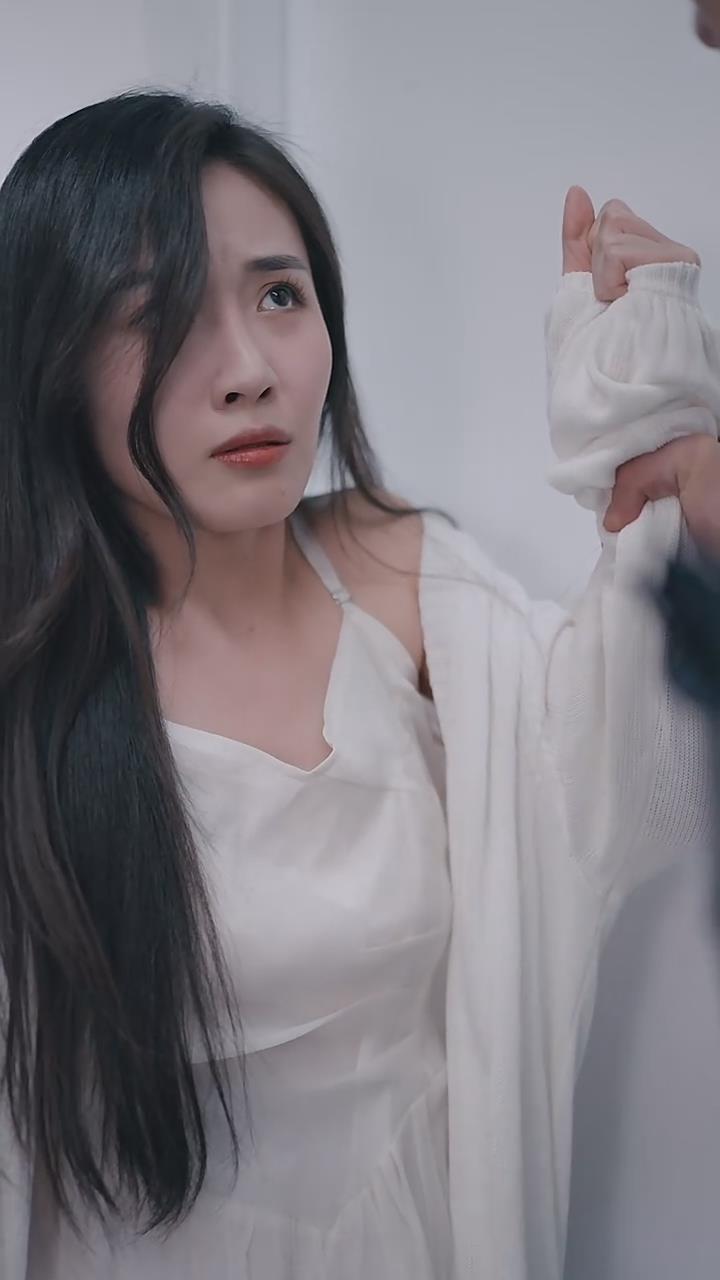 困爱成囚封面图