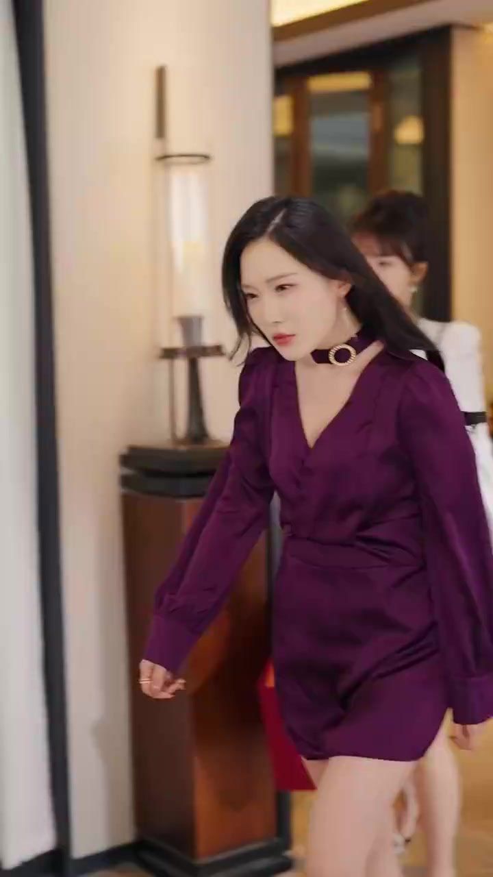 月老逼我谈恋爱封面图